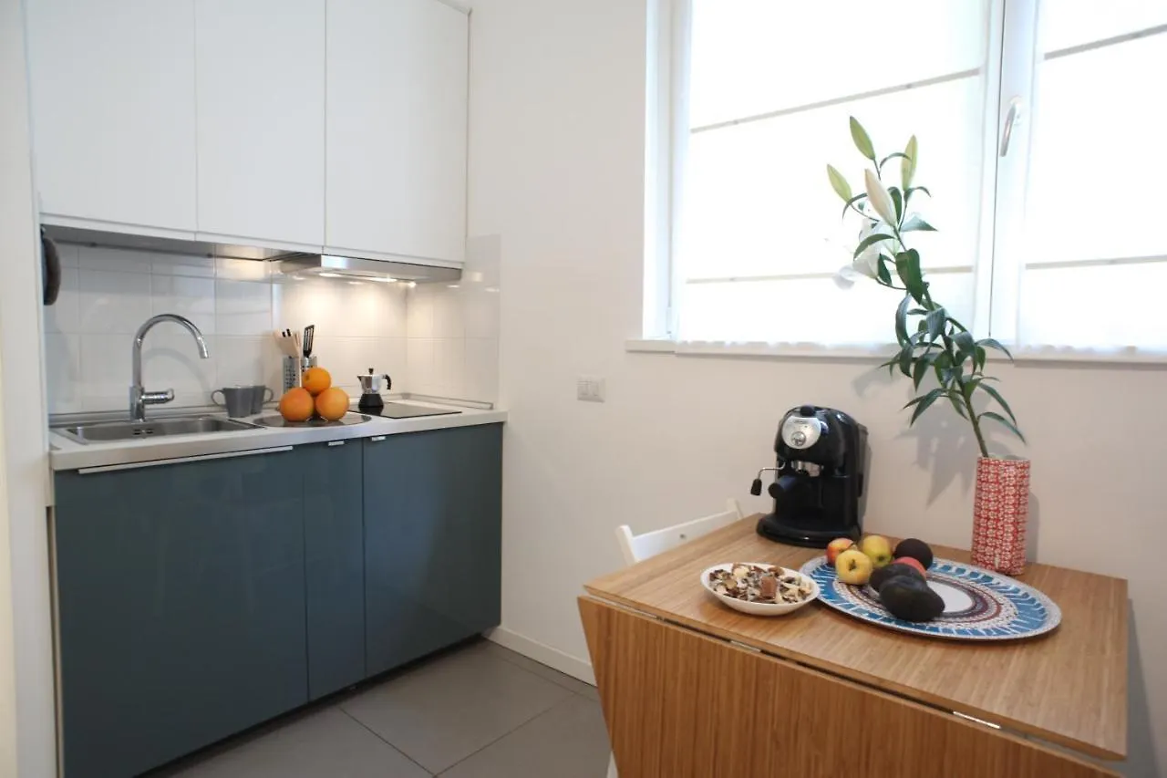 Apartment Boutique Home Duomo E Universita Bocconi Milan Italy