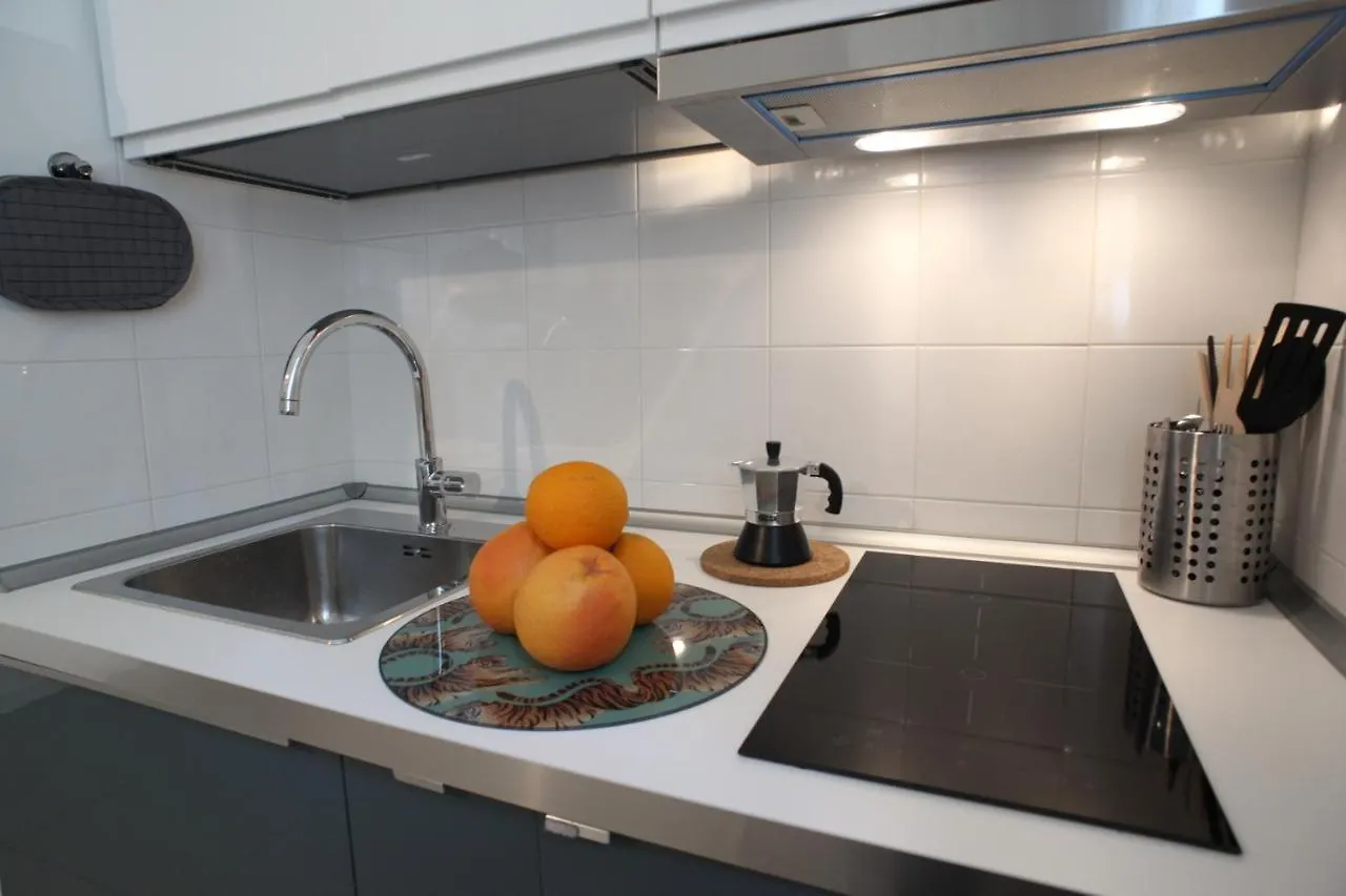 Boutique Home Duomo E Universita Bocconi Milan Italy